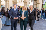 Landesrat Karlheinz Kornhäusl, Jugendstadträtin Claudia Unger und LOGO-Geschäftsführerin Uschi Theißl (v.l.) © Jakob Grill