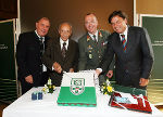 Der Präsident des Landtages Steiermark, Siegfried Schrittwieser mit dem Jubilar Franz Wegart, daneben Militärkommandant Oberst Mag. Heinz Zöllner und Landeshauptmann Mag. Franz Voves © Foto: Landespressedienst, bei Namensnennung honorarfrei