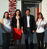 v.l.: Eleonore Mayer-Adam, Mag. Sandra Jakomini und Eva Surma freuten sich über den Besuch von Landeshauptmann Mag. Franz Voves, Foto: Landespressedienst, Abdruck bei Quellenangabe honorarfrei