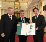 v.l. LH-Stv. Hermann Schützenhöfer, Ehrenringträger Bundespräsident Heinz Fischer und Landeshauptmann Franz Voves, Foto: Abdruck bei Quellenangabe honorarfrei