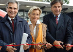 Ein Jahr nach der Eröffnung des Nahverkehrsknotens Don Bosco fährt die steirische S-Bahn an die Europaspitze. Am Archiv-Foto: BM Faymann, LR Edlinger-Ploder und LH Voves bei der Eröffnung im September 2007 (Foto: Stuhlhofer)