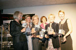 Living Culture Award-Preisträgerinnen unter sich: Erika Pluhar, Barbara Kurzfeld-Muhr, Elisabeth Gürtler, Christine Uitz, Christine Brunnsteiner und Karin Leeb. 