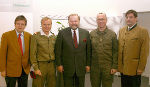 v.l.n.r.: Dr. Wilhelm Plauder, Albert Kern, Kurt Kalcher, Heinz Zöllner und BH Mag. Hannes Peißl © Landespressedienst