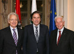 Oberlandesgerichtspräsident Heinz Wietryzk, Landeshauptmann Franz Voves und Konsul Herbert Depisch