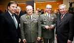 LH Franz Voves, Streitkräftekommandant Günter Höfler, Militärkommandant Heinz Zöllner und LH-Stv. Hermann Schützenhöfer, v.l.n.r.