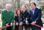 LH-Stv. Hermann Schützenhöfer, Herberstein-GF Doris Wolkner-Steinberger, zoologischer Leiter der Tierwelt Reinhard Pichler und Landeshauptmann Franz Voves bei der gestrigen Eröffnung der neuen Südamerika-Anlage. © Tierwelt Herberstein/Frewein; bei Quellenangabe honorarfrei