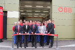 LH Franz Voves (Bildmitte) bei der Eröffnung der neuen ÖBB-Lehrwerkstätte in Graz