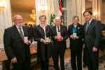 Peter Nebel, Karin Schaupp, Anton Sadjak, Beatrix Elisabeth Pfeifer und LH Franz Voves (v. l.) © steiermark.at/Frankl