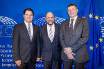 Landeshauptmann-Stellvertreter Michael Schickhofer und Landesrat Jörg Leichtfried trafen Martin Schulz (Mitte) in Brüssel zum Arbeitsgespräch