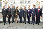 Die neun Landeshauptleute anlässlich des Festakts zum 100-jährigen Gründungsjubiläum der Republik. © Landesmedienservice Burgenland 