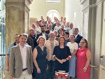 Wohnbaulandesrätin Simone Schmiedtbauer mit Vertreterinnen und Vertretern der gemeinnützigen Bauvereinigungen in der Steiermark.