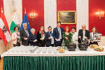 Die Katholische Frauenbewegung und das Land Steiermark luden zum Suppenessen für den guten Zweck in die Grazer Burg.